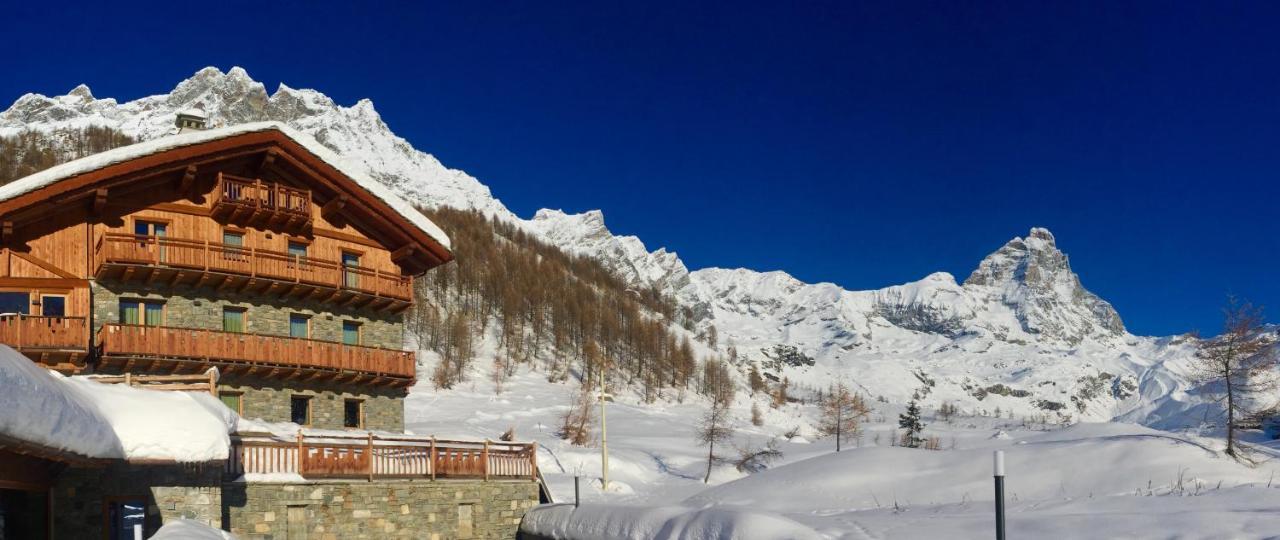 3 Chalets Aparthotel Breuil-Cervinia Exterior photo